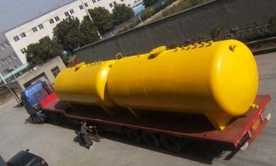 玻璃钢储罐的层状结构 构筑坚固耐用的“防护衣”